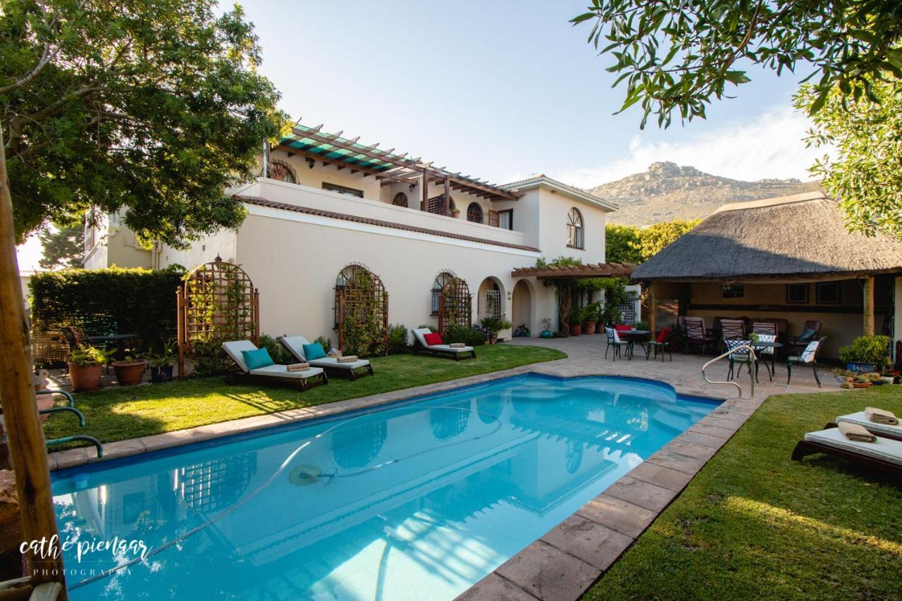 A Tuscan Villa Guest House Fish Hoek Exterior photo