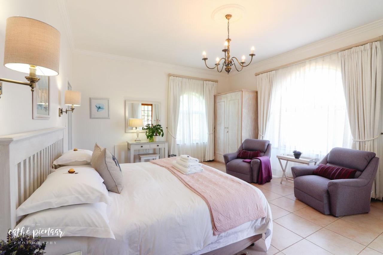 A Tuscan Villa Guest House Fish Hoek Exterior photo