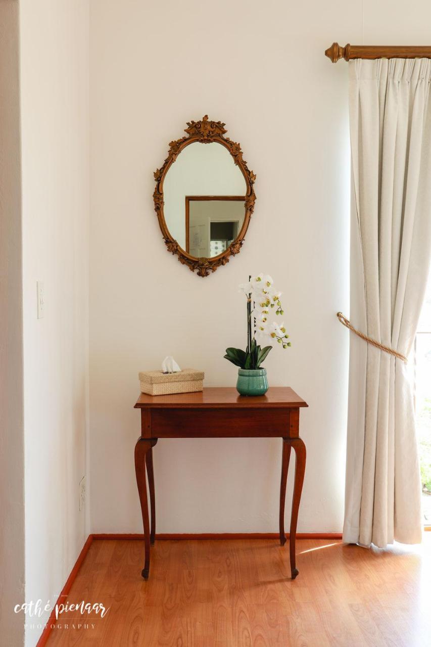 A Tuscan Villa Guest House Fish Hoek Exterior photo