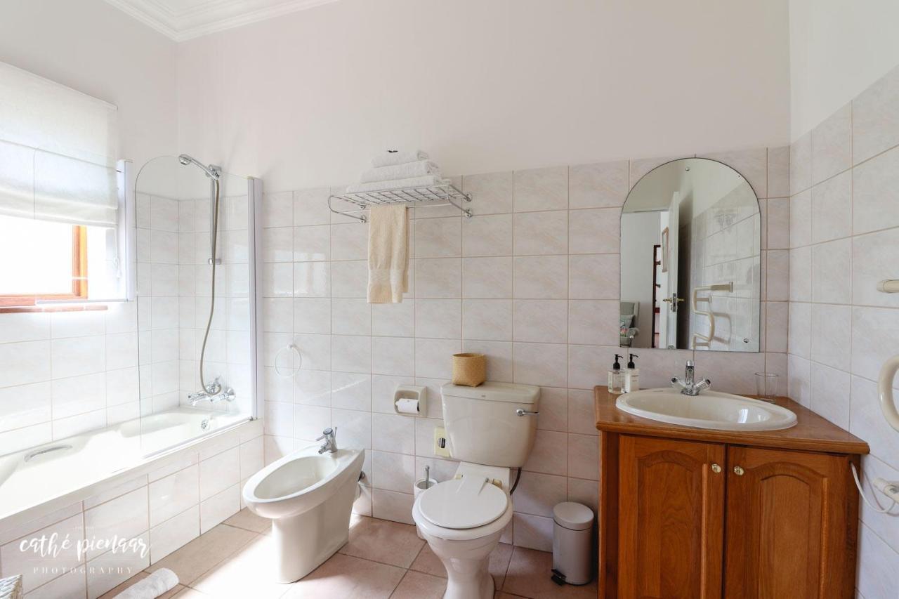 A Tuscan Villa Guest House Fish Hoek Exterior photo