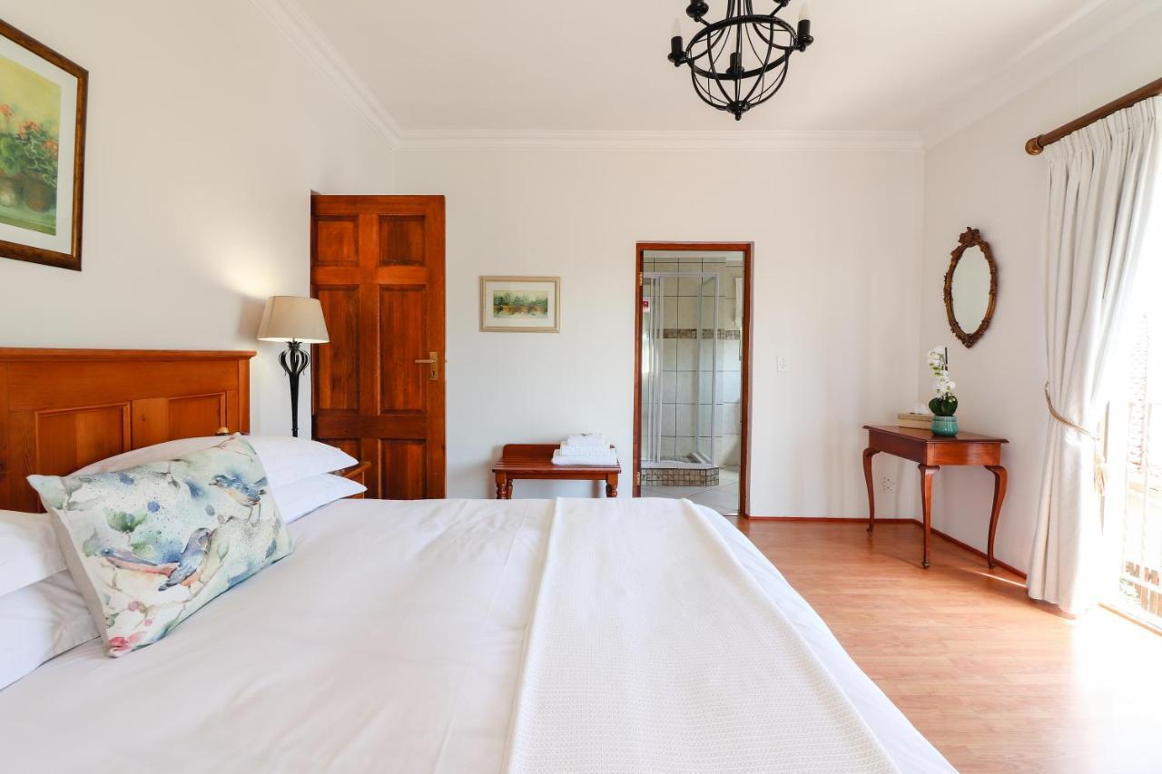 A Tuscan Villa Guest House Fish Hoek Exterior photo